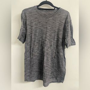 Lululemon Grey Metal Vent Tech Short-Sleeve Shirt Size L